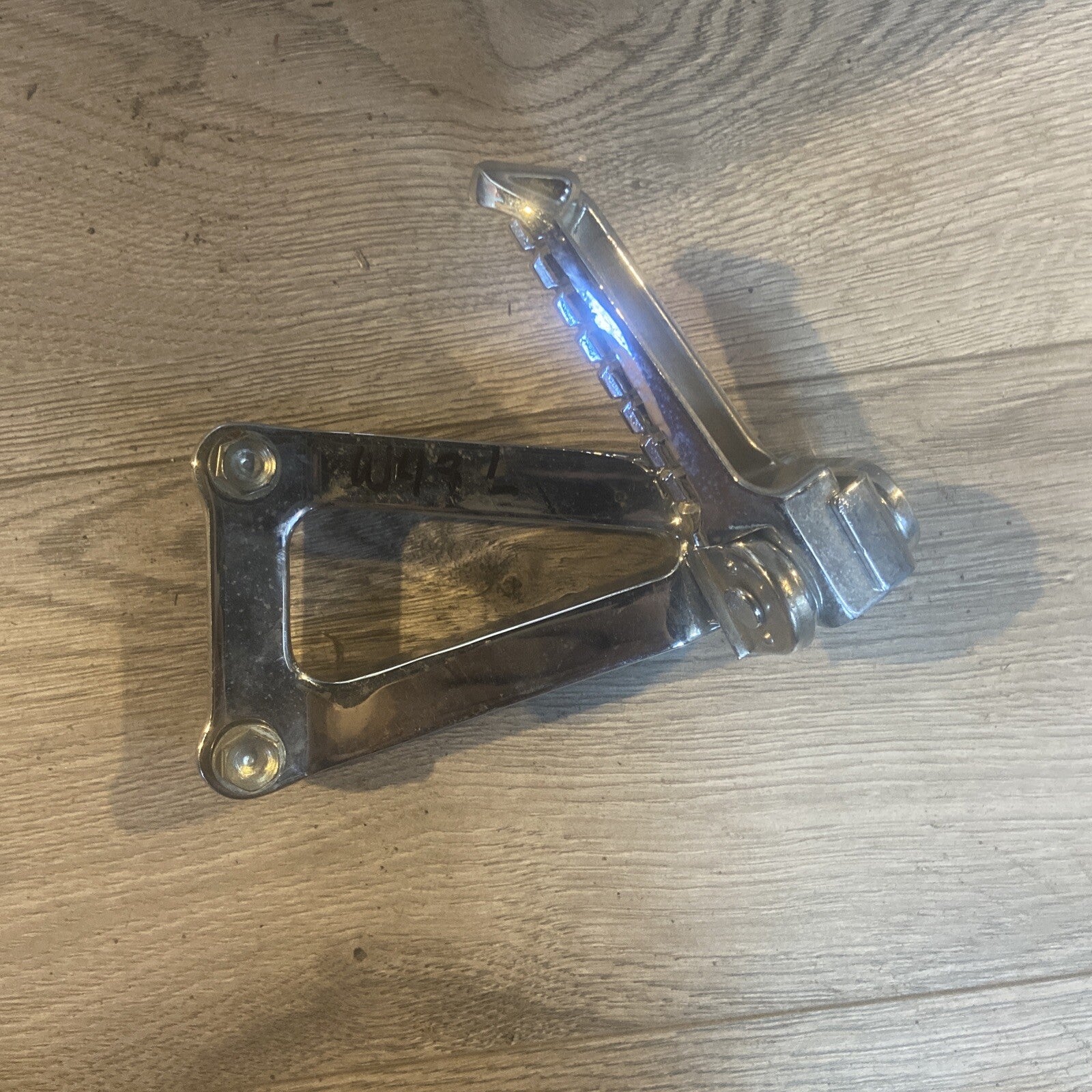 1999 KAWASAKI NINJA ZX7 LEFT REAR BACK PASSENGER PEG