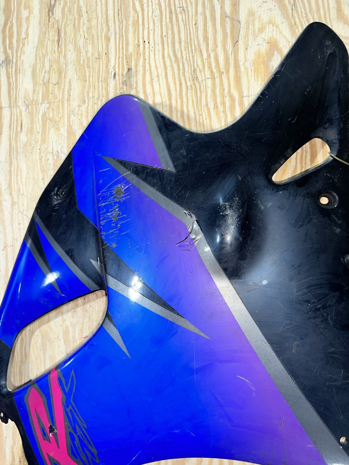 92 93 SUZUKI GSXR 600 750 LEFT SIDE LOWER FAIRING COWL OEM 94481-17E0