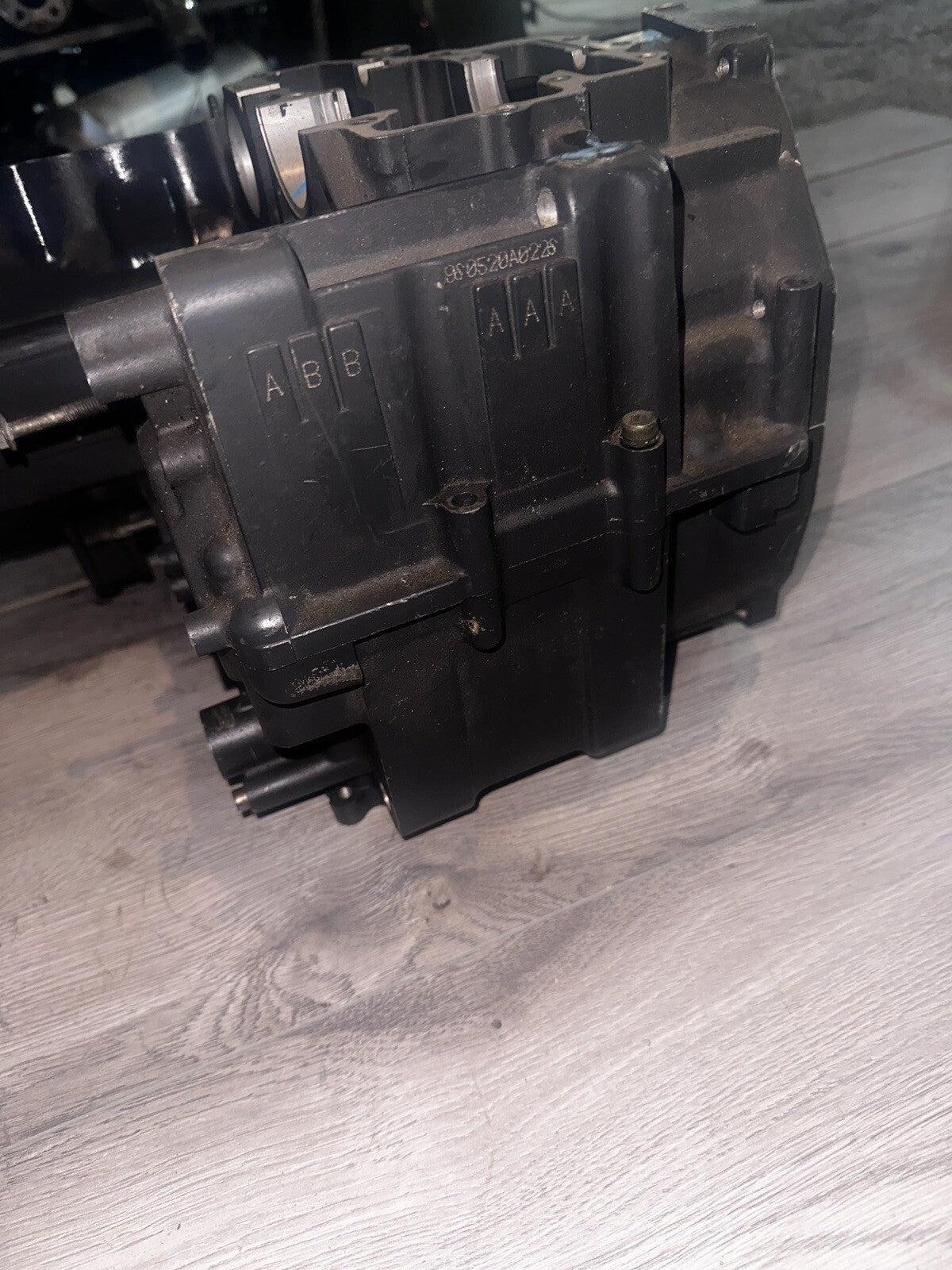 1996 93-98 Suzuki GSXR 1100 GSXR1100 Crank Case Crankcase  Engine Motor Oem