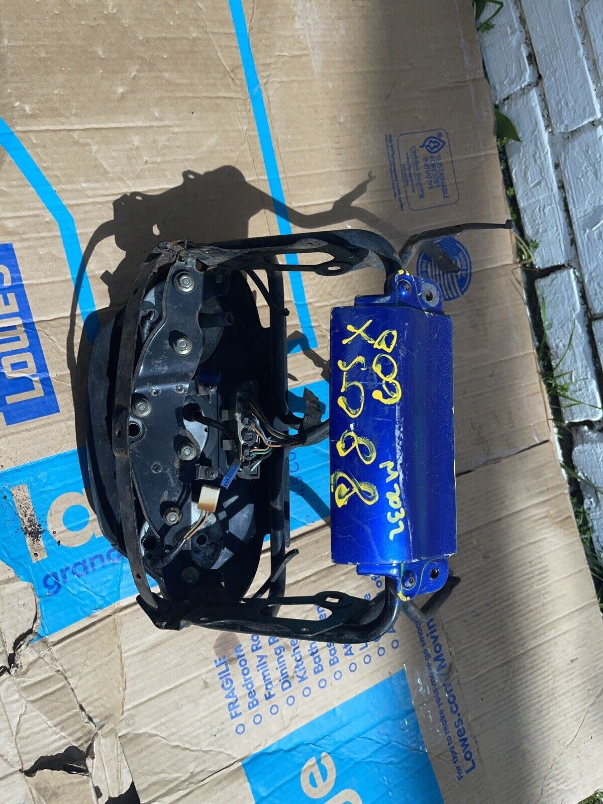 88-97 SUZUKI KATANA 600 GSX600F CLUSTER SPEEDOMETER FRONT STAY