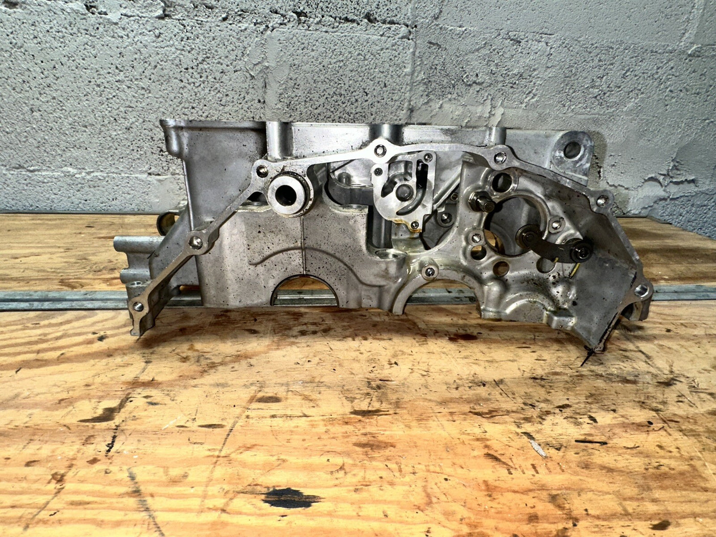 00-06 HONDA RVT 1000R RVT1000R ENGINE CASE MOTOR BOTTOM HALF CORE HOUSING