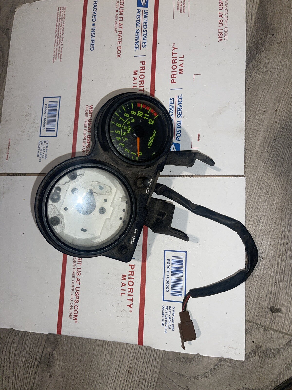 1984 83 84 Kawasaki GPZ 1100 ZX1100 OEM Speedometer Tach Gauges Cluster Panel