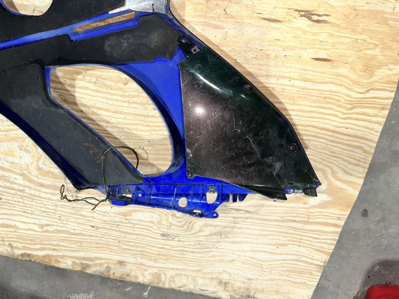 97-07 YAMAHA YZF600R RIGHT LOWER MID UPPER SIDE FAIRING COWL