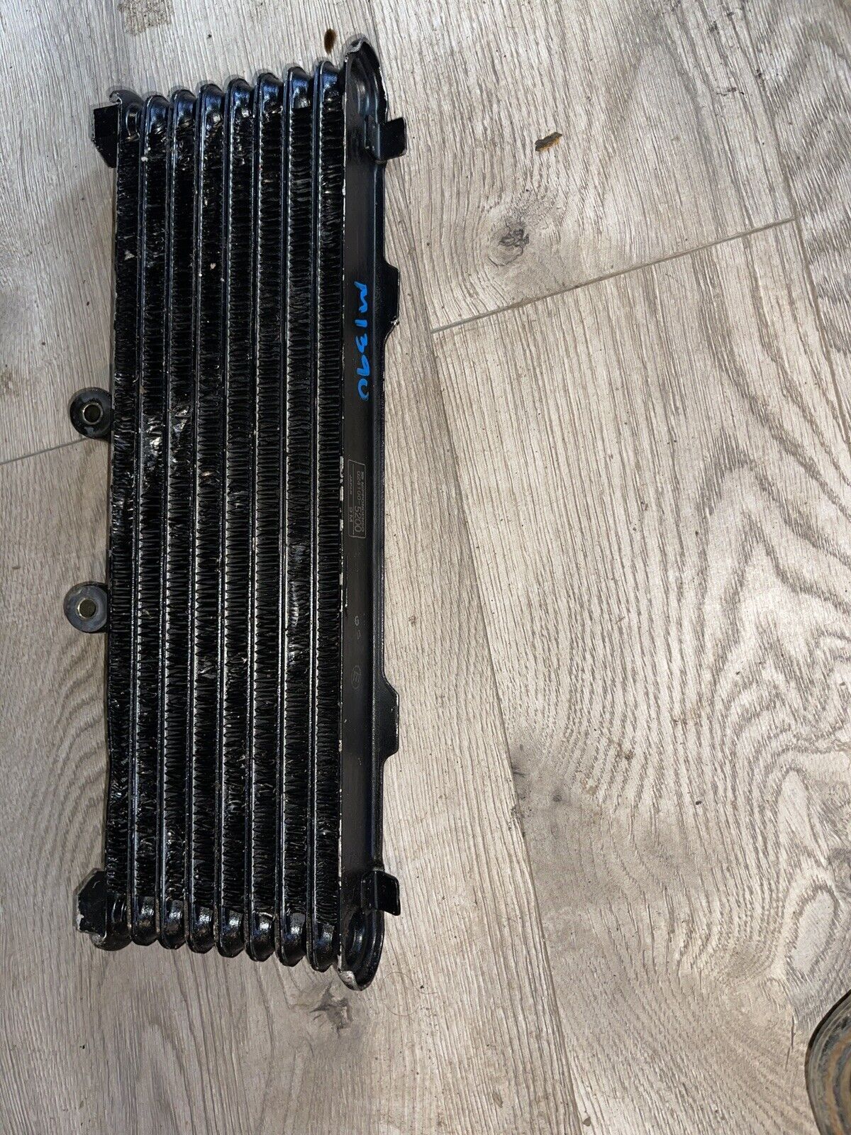 98-06 SUZUKI KATANA 600 ENGINE MOTOR OIL COOLER 16600-08F00