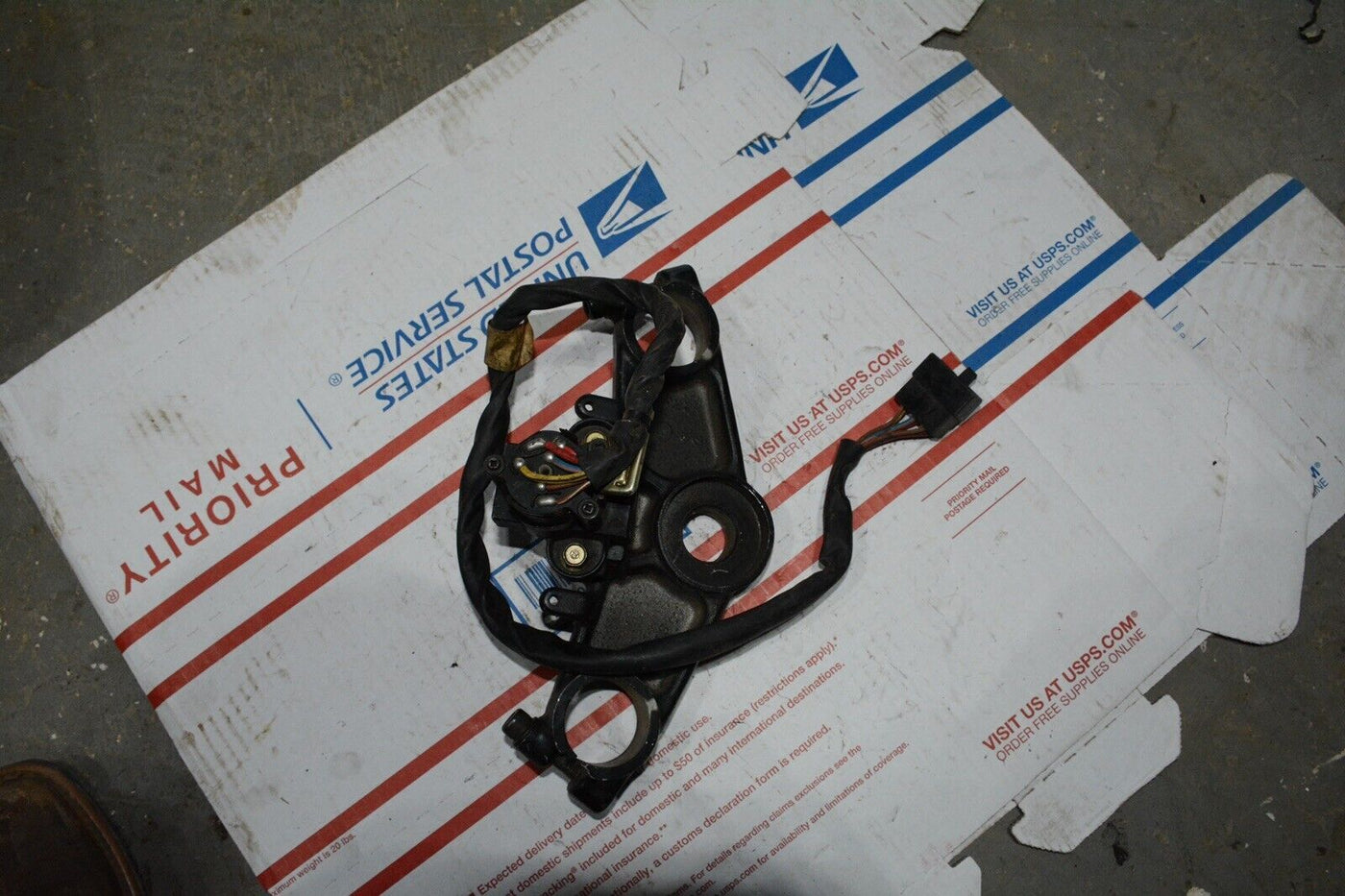89 HONDA CBR 600 F UPPER TRIPLE TREE CLAMP STEERING CBR600