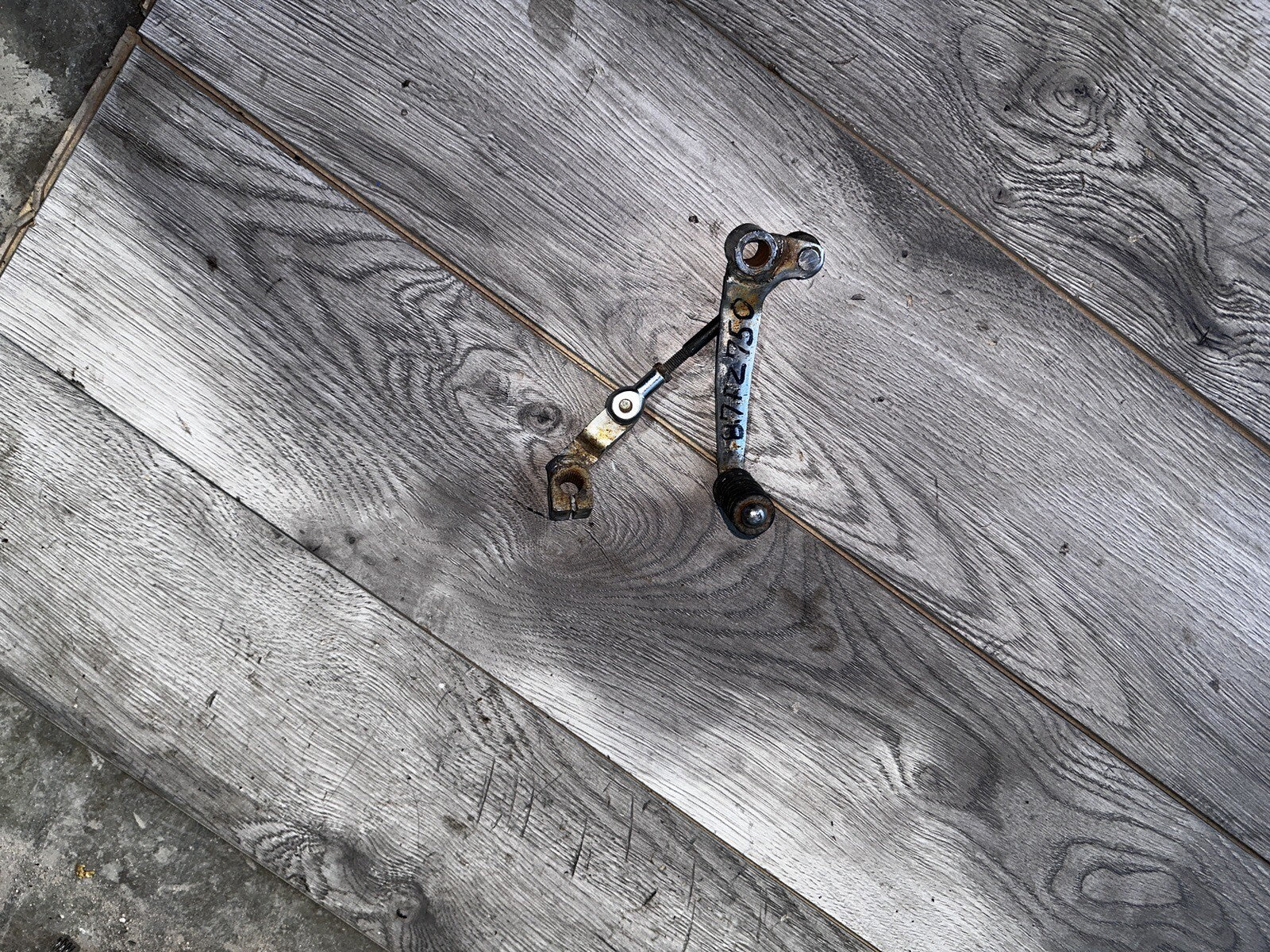 YAMAHA FZ700 FZ700T FZ750 OEM SHIFTER LINKAGE SHIFT LINK PEDAL