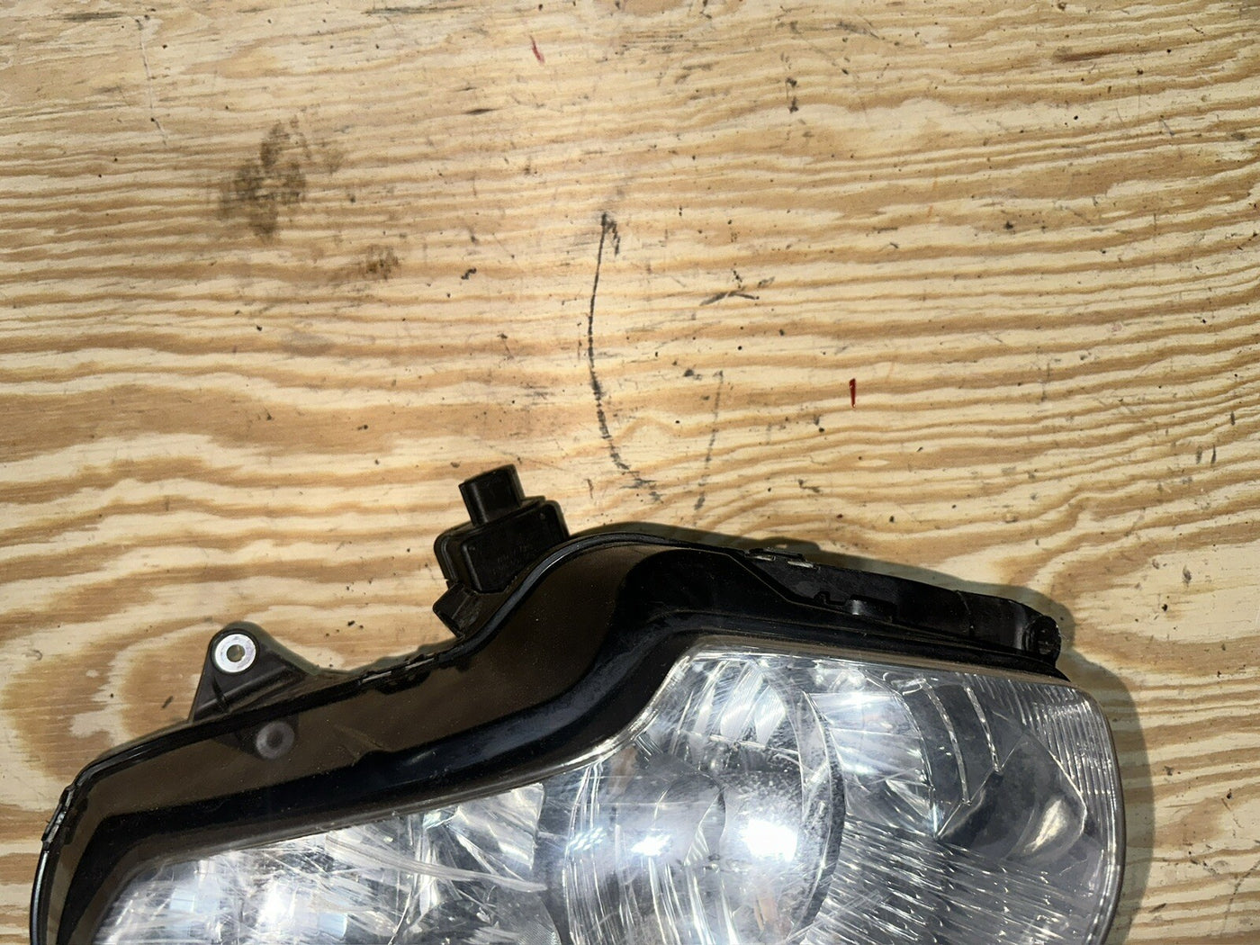 01 HONDA GOLDWING 1800 GL1800 FRONT HEAD LIGHT HEADLIGHT LAMP