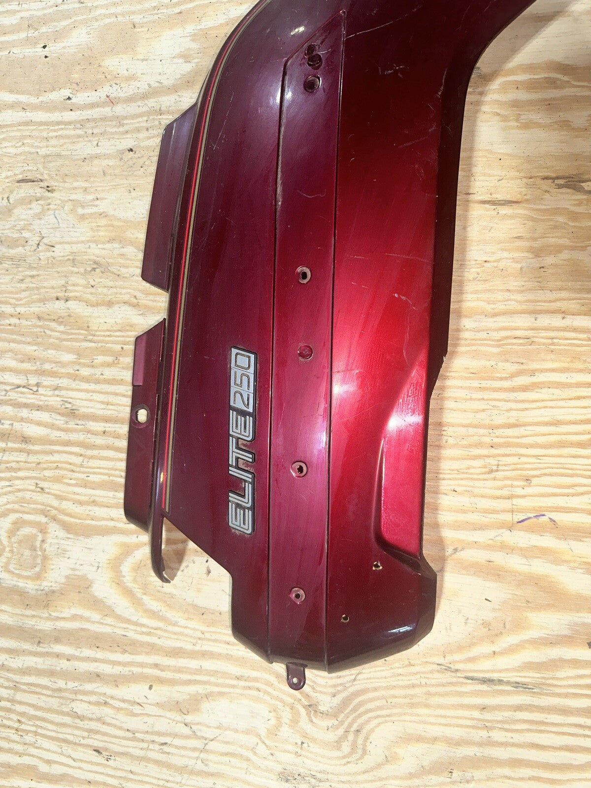 85 Honda CH 250 CH250 Elite Scooter right side cover cowl fairing panel