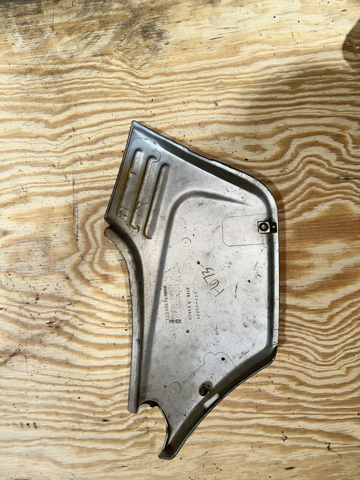 1979-1980 Honda CB900F CB 900 F Super Sport Left Side Cover Grey Used 83700-438