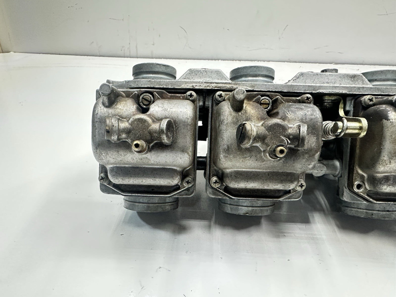 1979 SUZUKI GS750 GS 750 EC INTAKE CARBURETOR CARBS