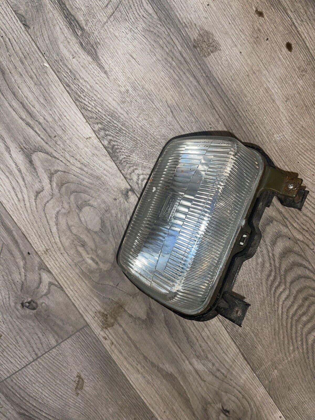 Suzuki 1983 GS 550 E GS550E Headlight
