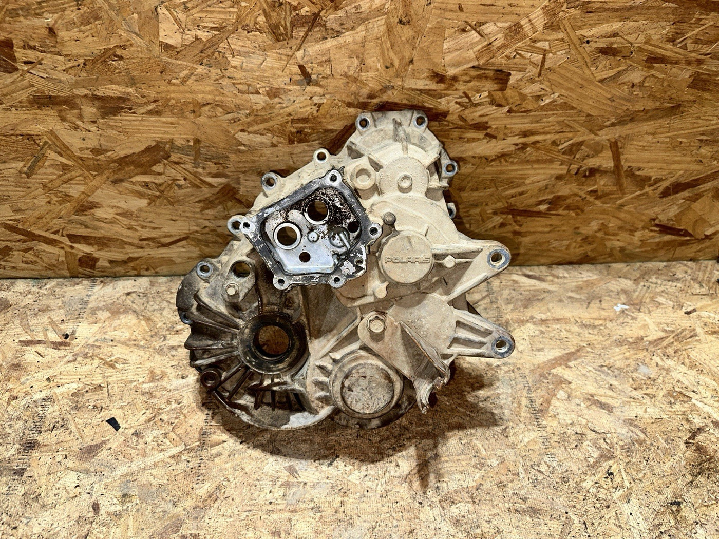 Polaris RZR XP 1000 20 HIGHLIFTER right Transmission Gear Case Housing 3235957