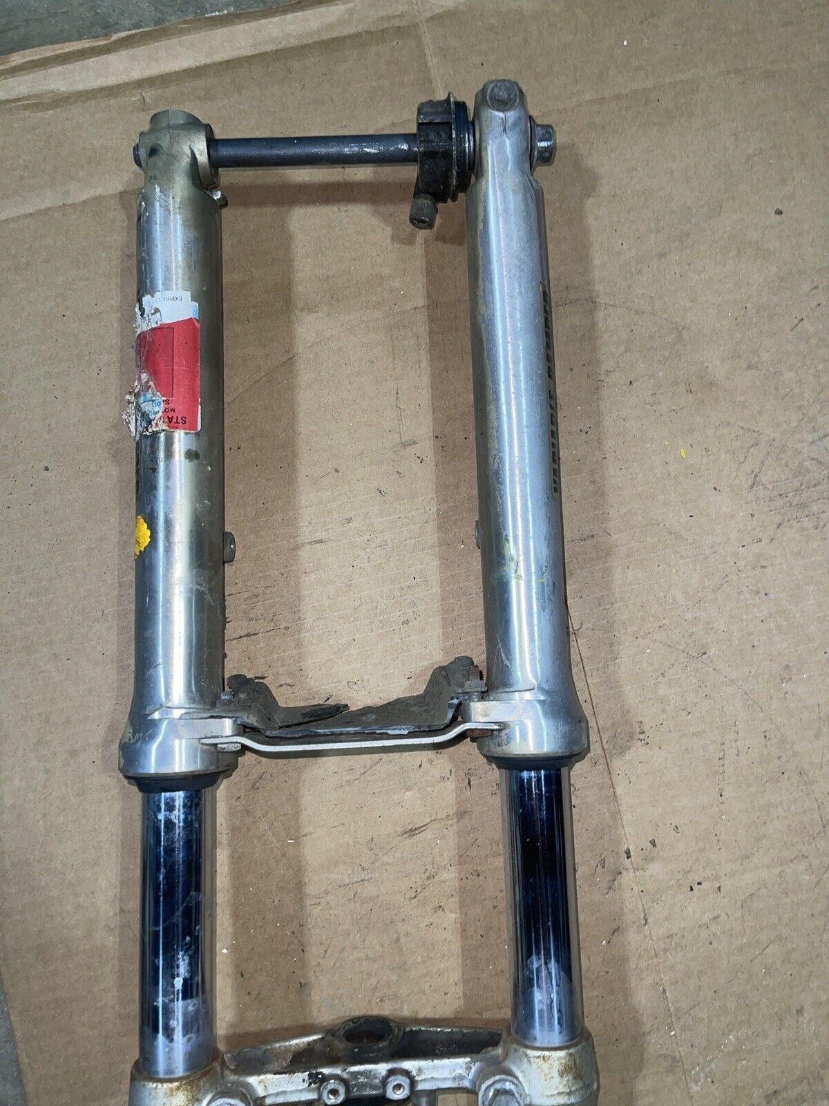 YAMAHA 1988 FZ600 FZ600U OEM FRONT FORKS SHOCK SUSPENSION SET PAIR