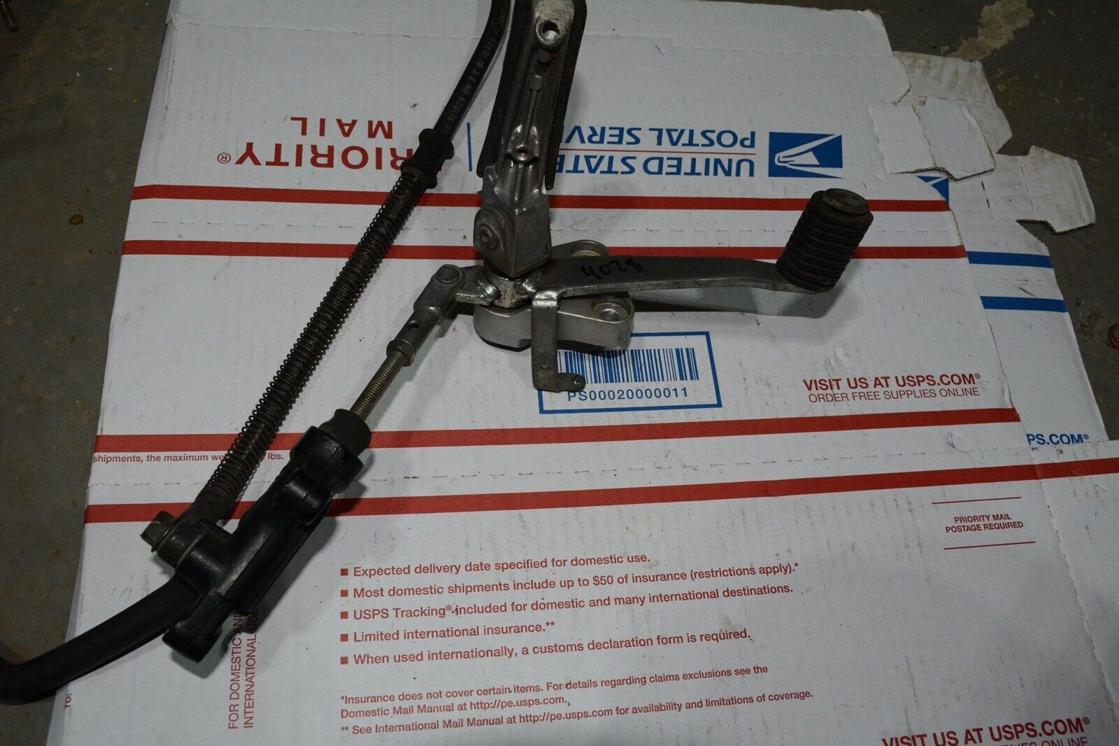 1993 YAMAHA FZR600R OEM RIGHT REARSET BRAKE FOOT PEDAL