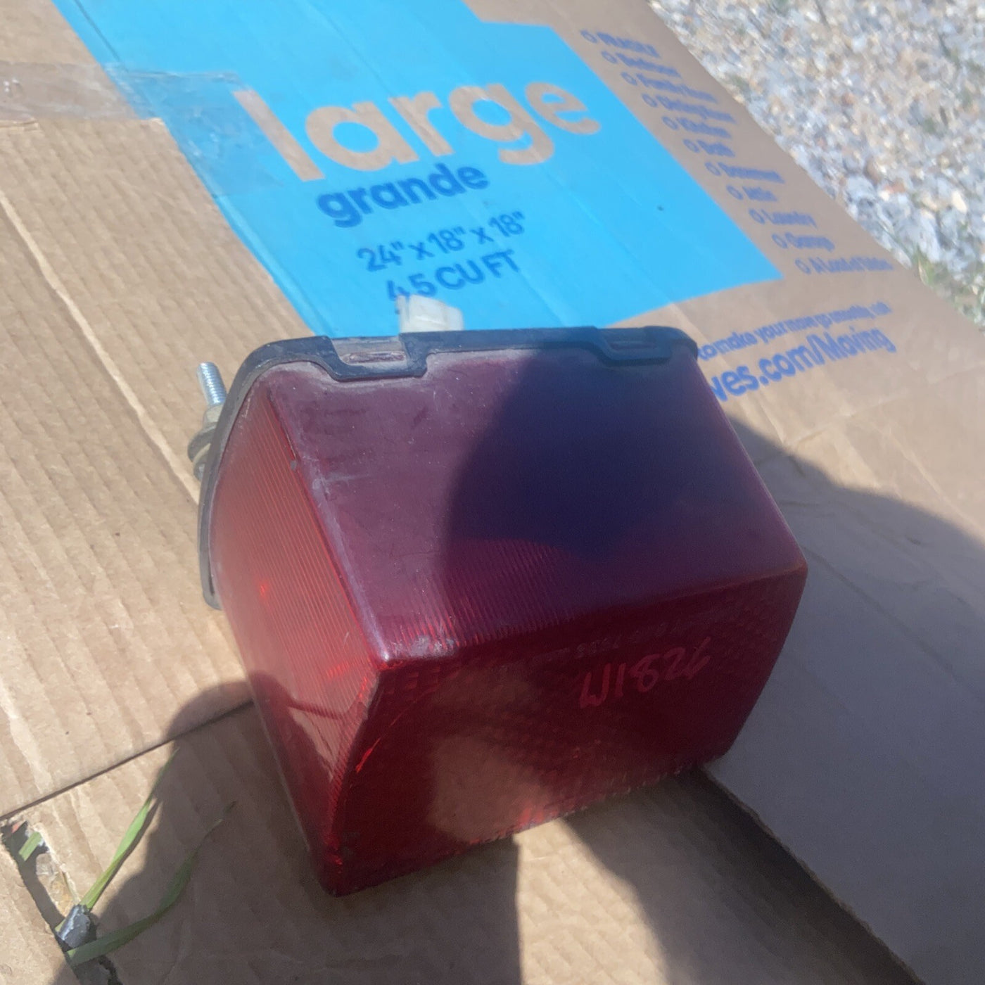 1992 YAMAHA FZR600 REAR TAIL TAILLIGHT BACK BRAKE LIGHT