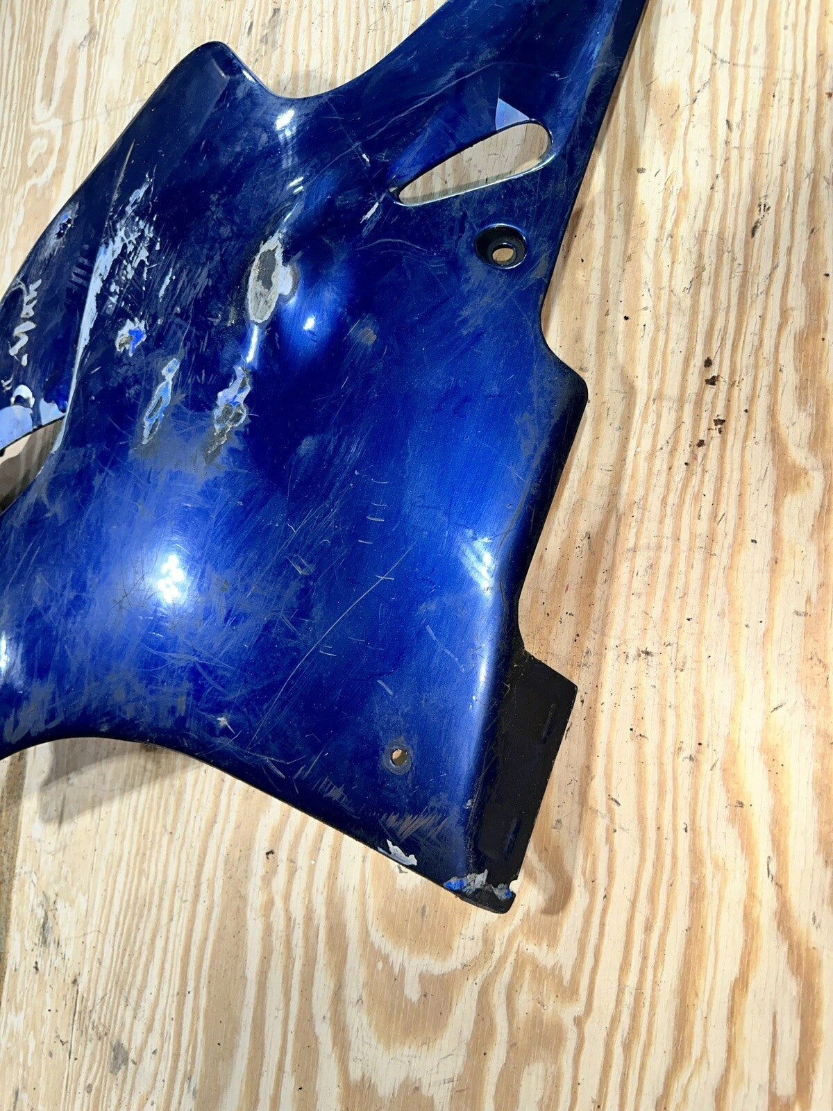 92 93 SUZUKI GSXR 600 750 LEFT SIDE LOWER FAIRING COWL OEM 94481-17E0