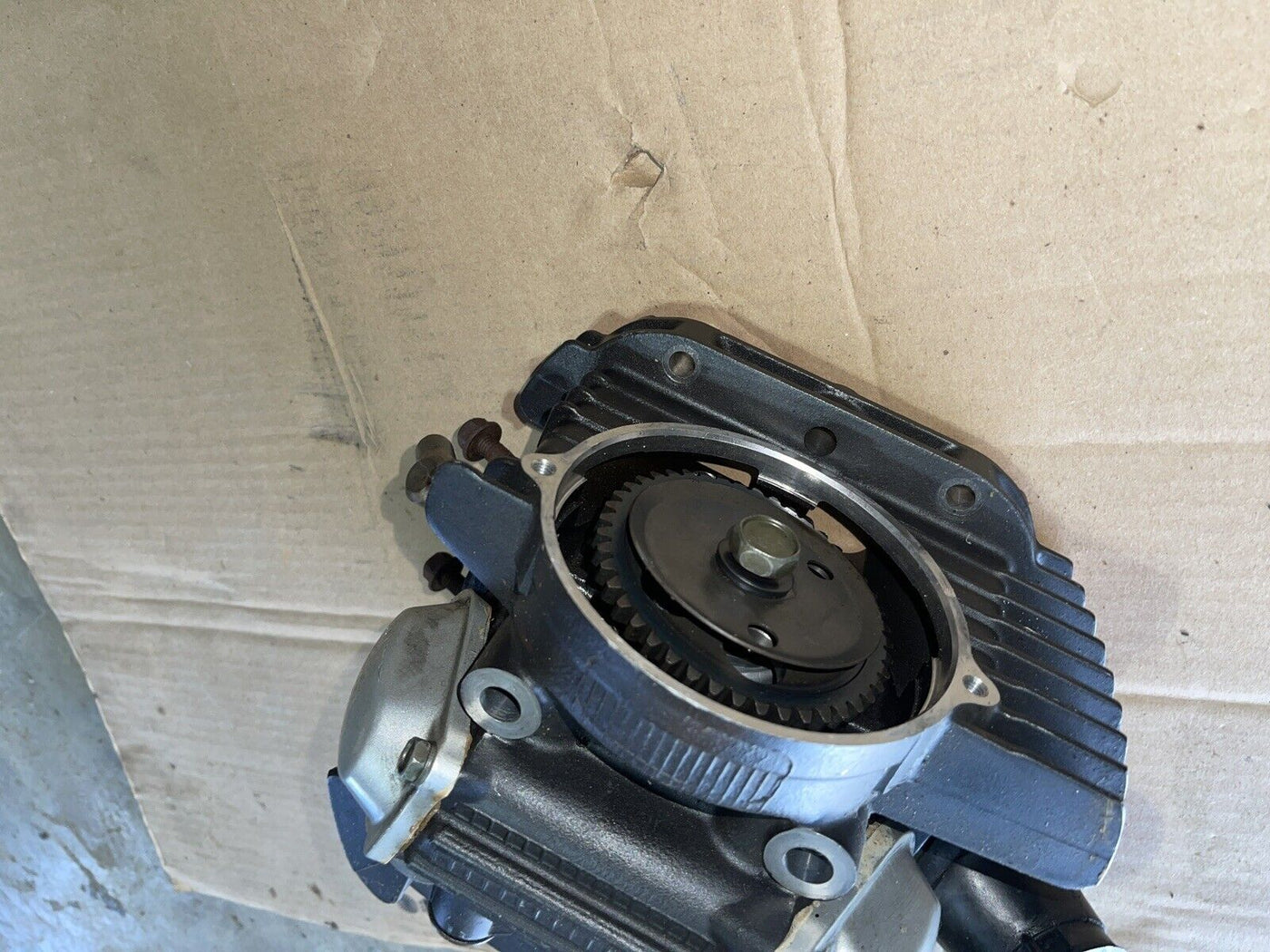 2004-08 Yamaha XVS650 Vstar Forward Engine Cylinder Head Cylinder Jug