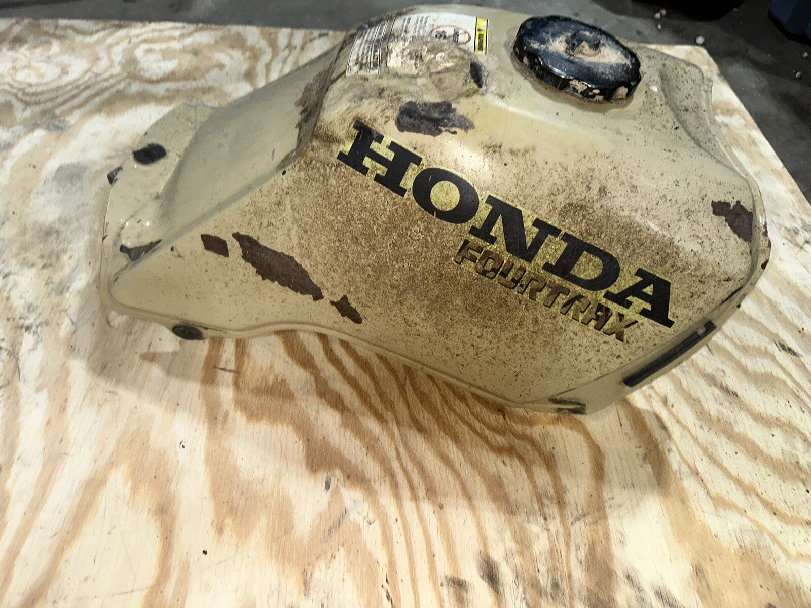 1994-2000 Honda TRX300 TRX FourTrax 300 Fuel Gas Petrol Tank Reservoir