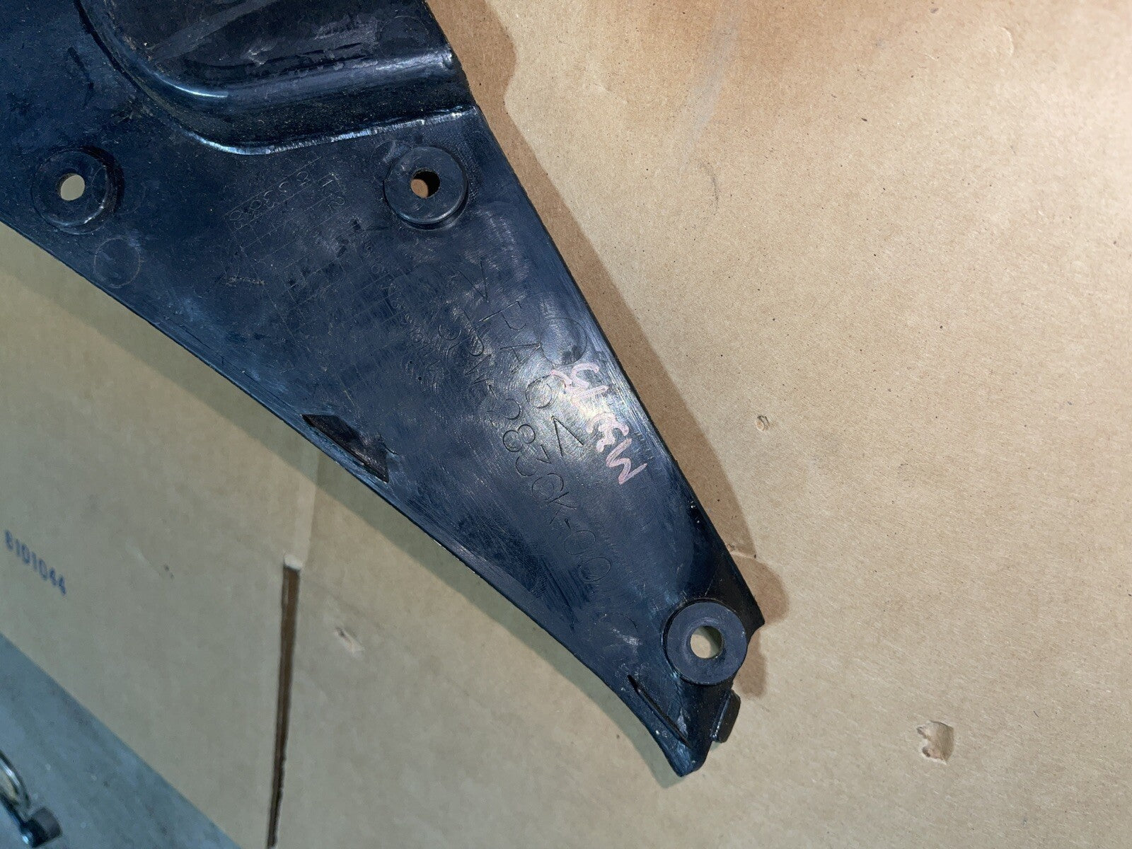 02 03 Yamaha YZF R1 Left Inner Fairing Cover Y 5PW-2836K-00 MP914