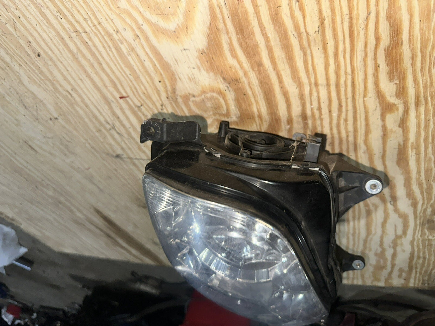 01 HONDA GOLDWING 1800 GL1800 FRONT HEAD LIGHT HEADLIGHT LAMP