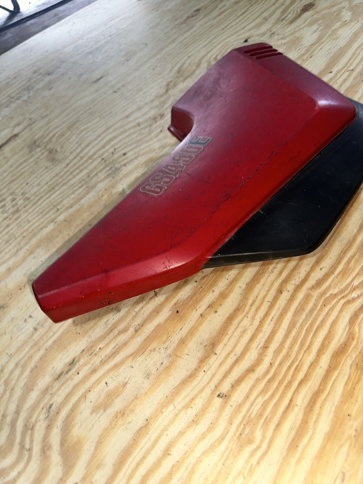 83 Suzuki GS 450 GS450 E GS450E Right side cover panel