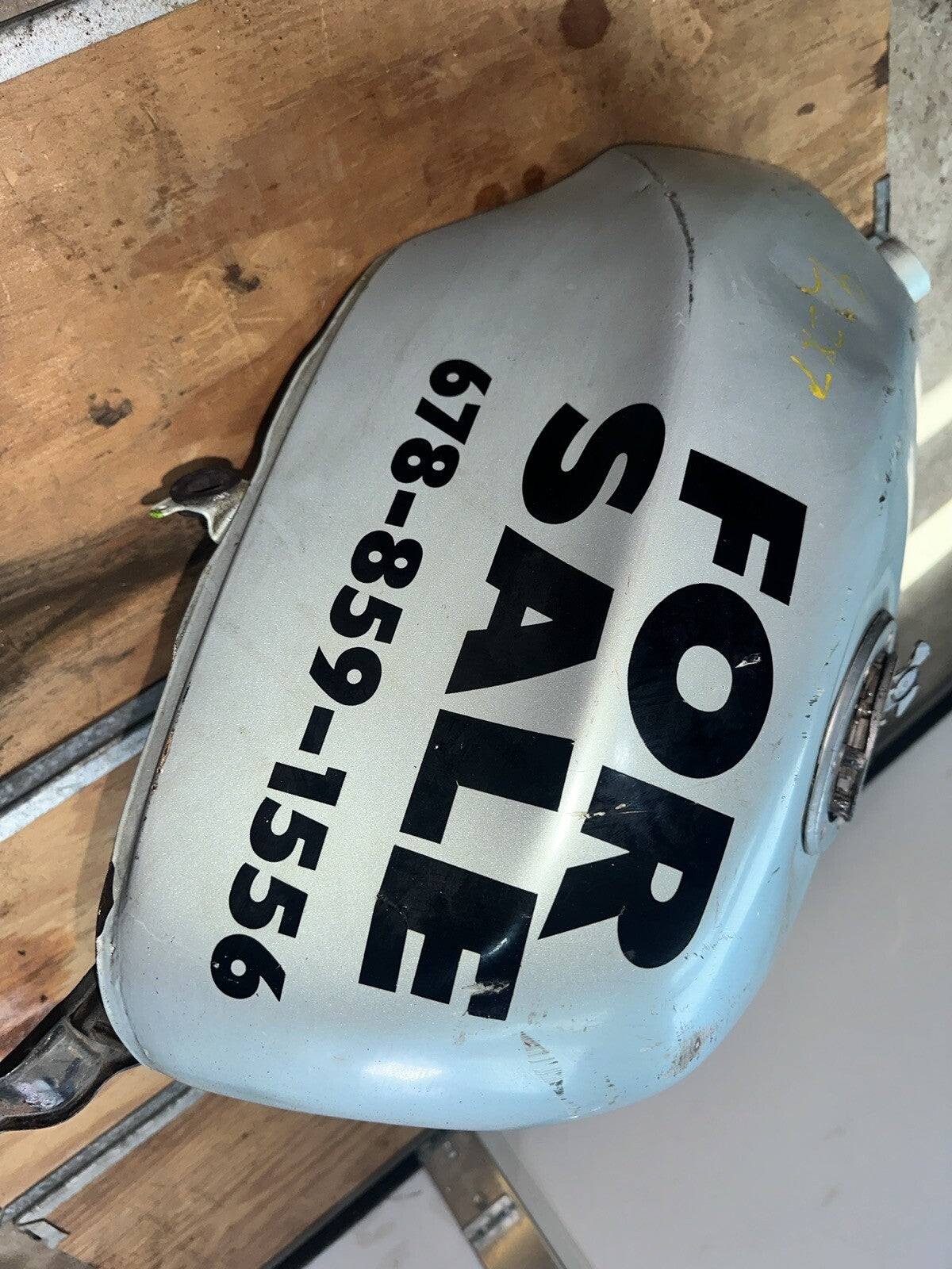 91-92 KAWASAKI NINJA ZX7R ZX750 GAS TANK FUEL CELL PETROL RESERVOIR