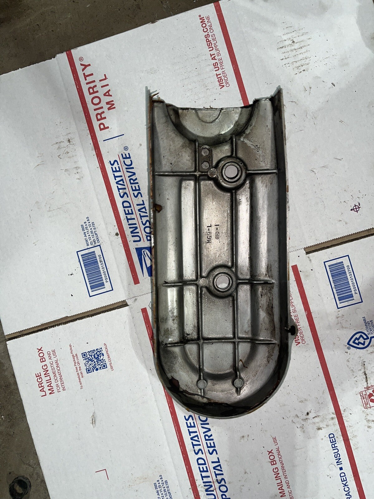 87 HONDA GOLDWING GL1200 85 GL1200I LEFT FRONT ENGINE MOTOR COVER