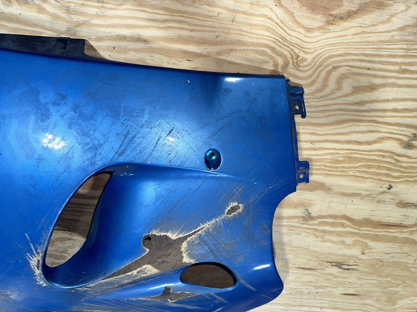 SUZUKI GSXR600 SRAD 1997-2000 OEM RIGHT SIDE MID COVER FAIRING COWL 94471-33E00