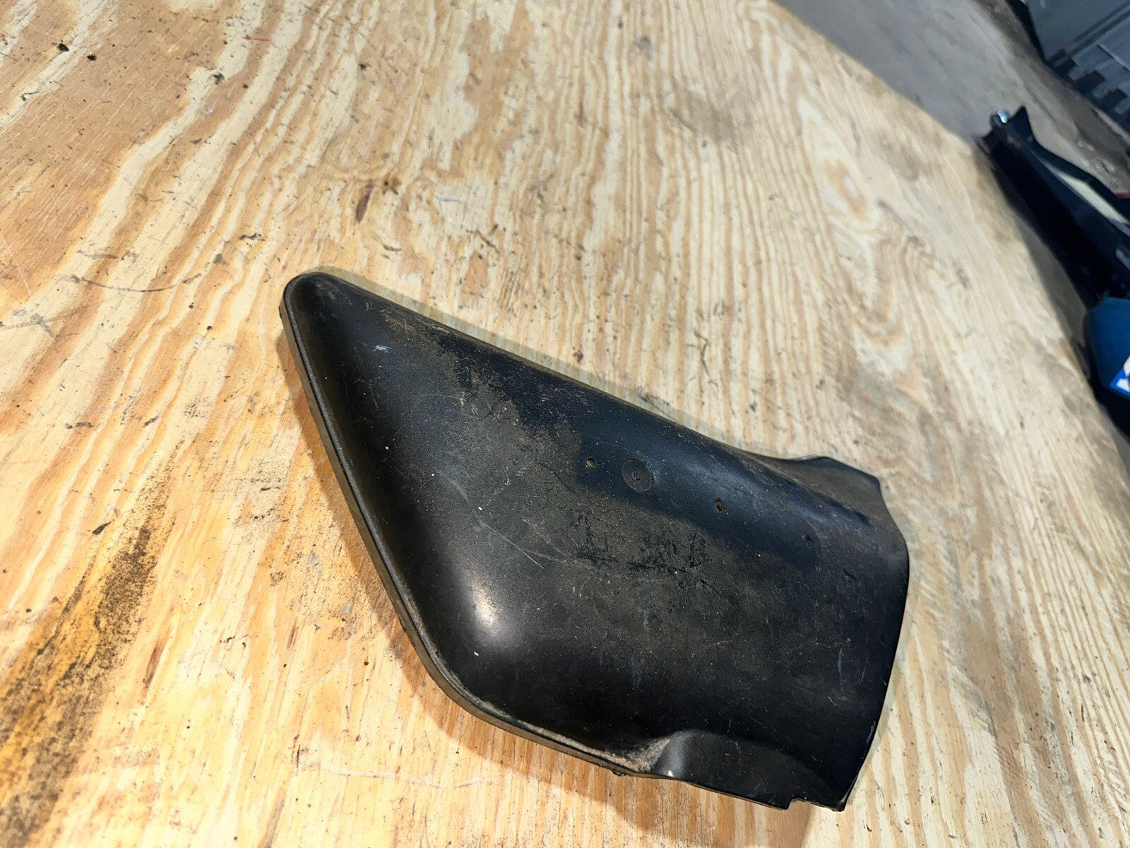 1977 - 1979 Kawasaki KZ650 OEM Right Side Cover 36007-054