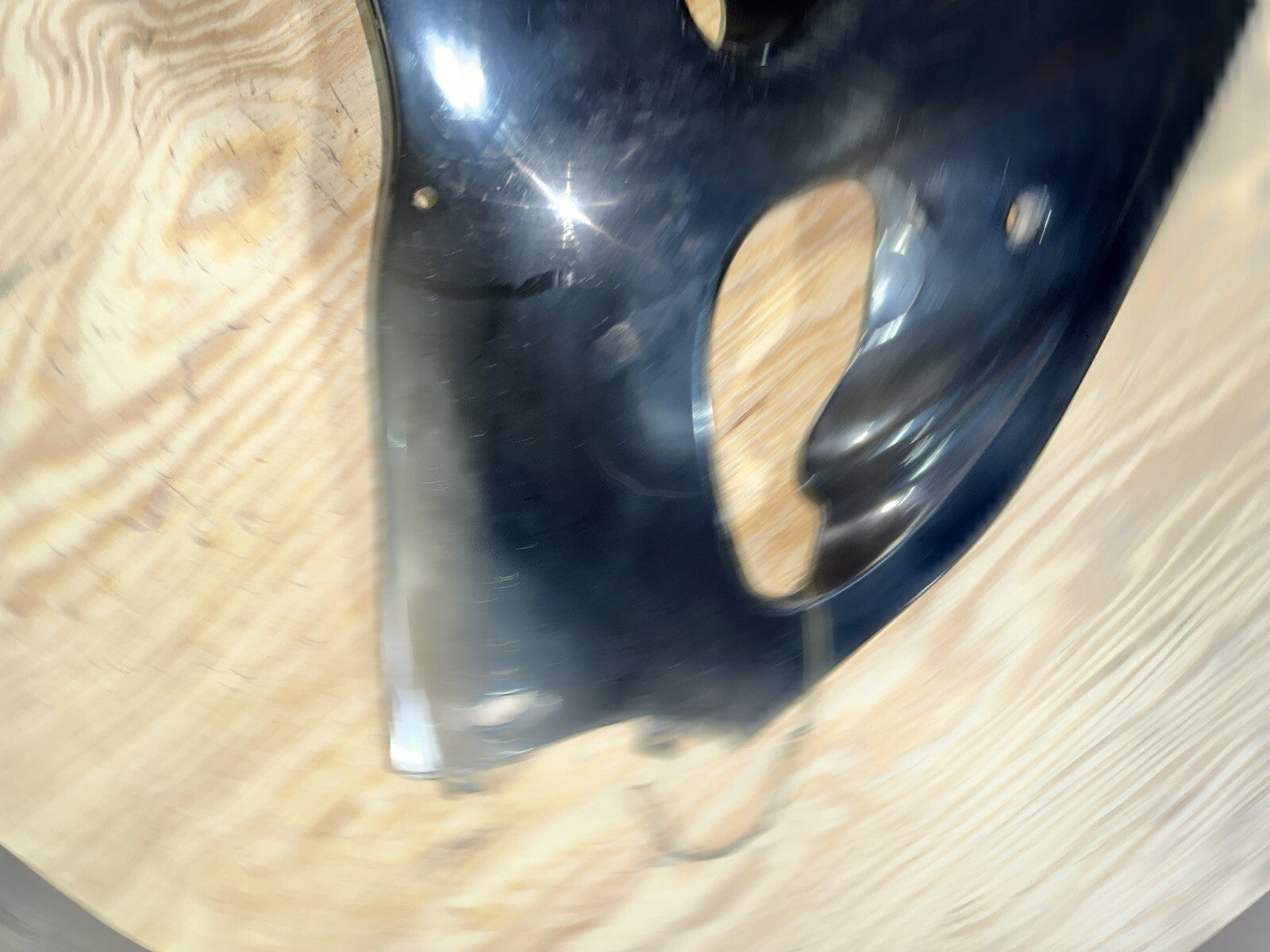 96-99 SUZUKI GSXR750 RIGHT LOWER MID UPPER SIDE FAIRING COWL 