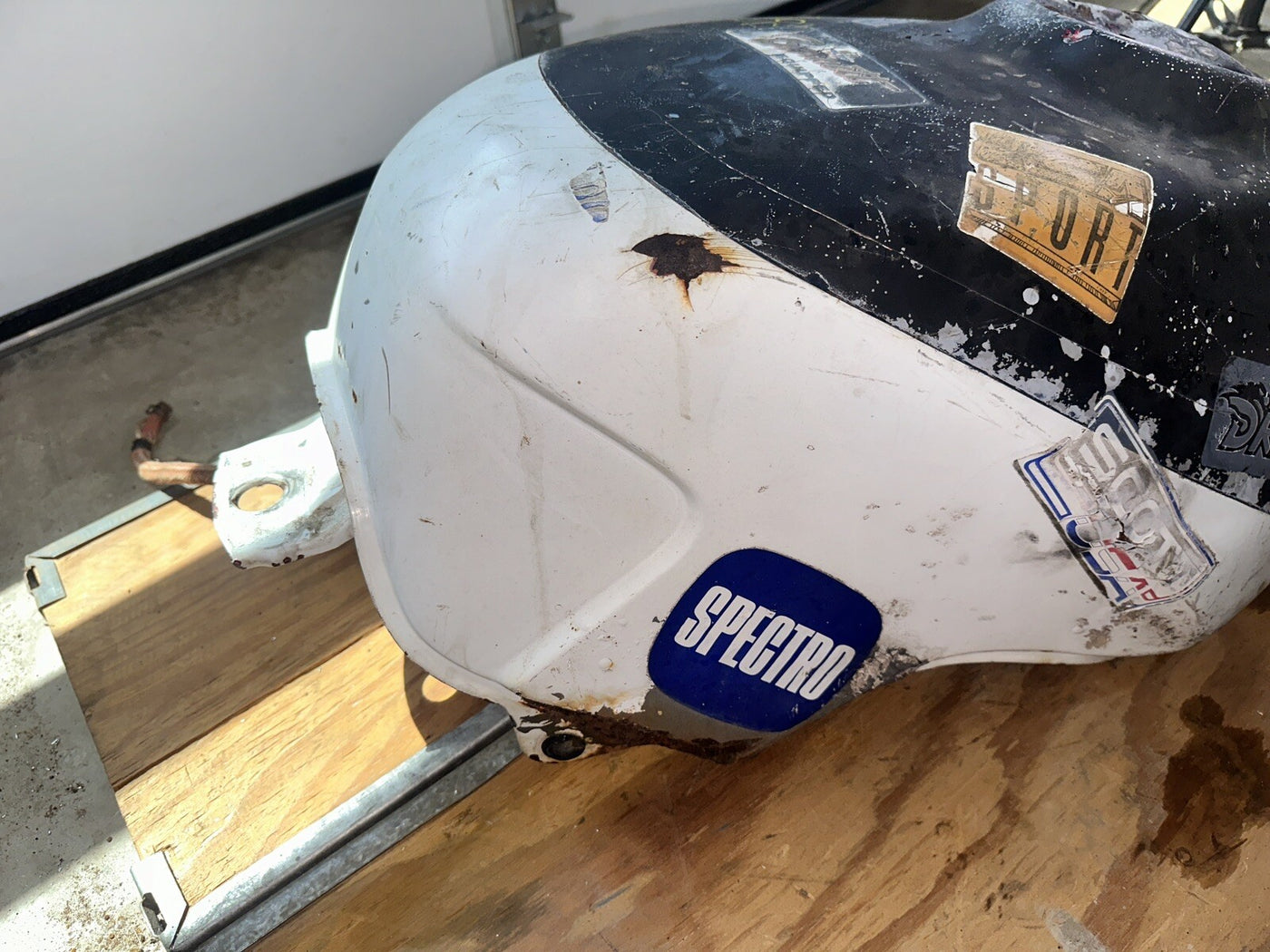 84 - 85 Honda VF500F Interceptor Gas Tank Fuel Cell Petrol Reservoir OEM