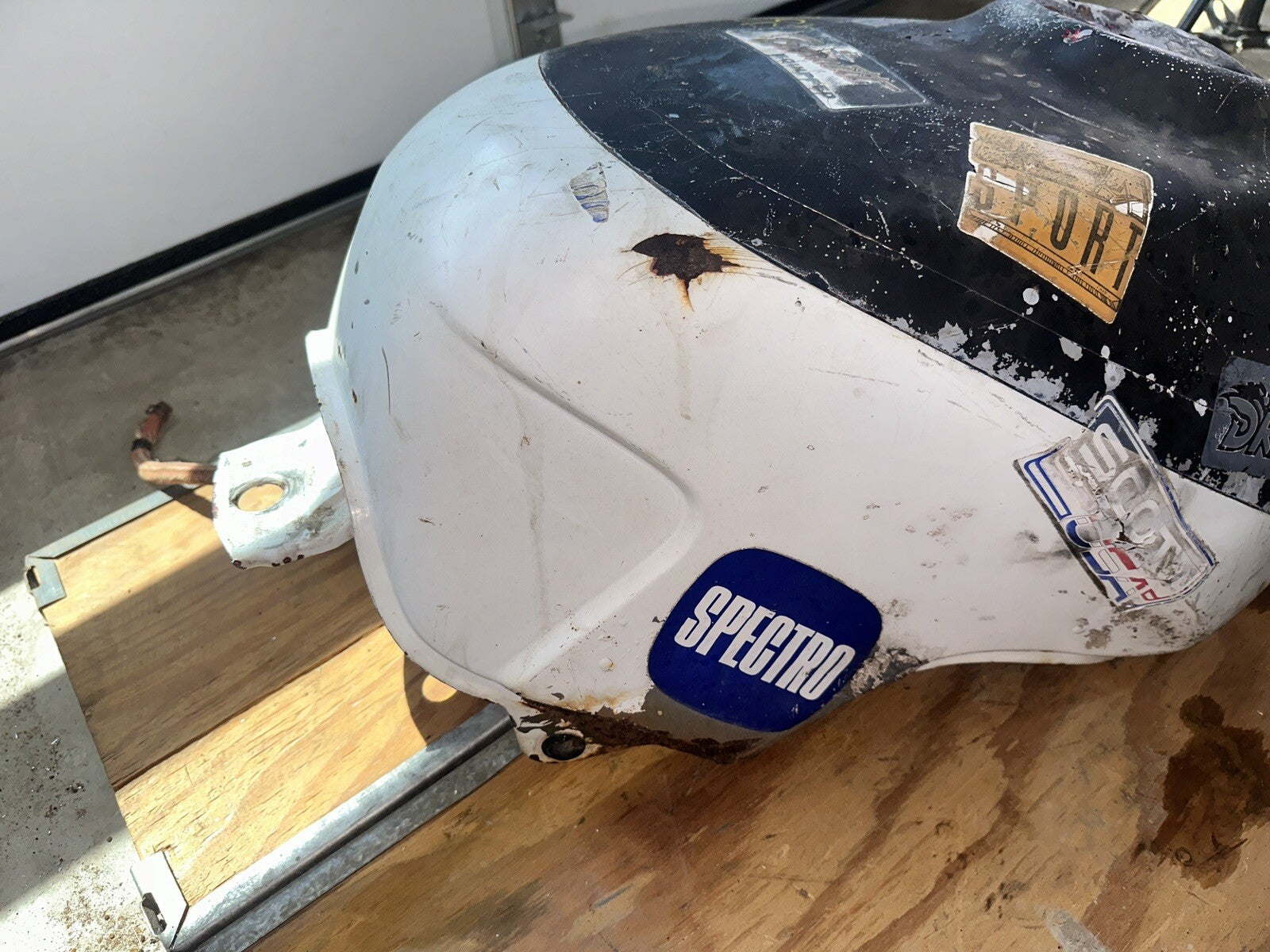 84 - 85 Honda VF500F Interceptor Gas Tank Fuel Cell Petrol Reservoir OEM