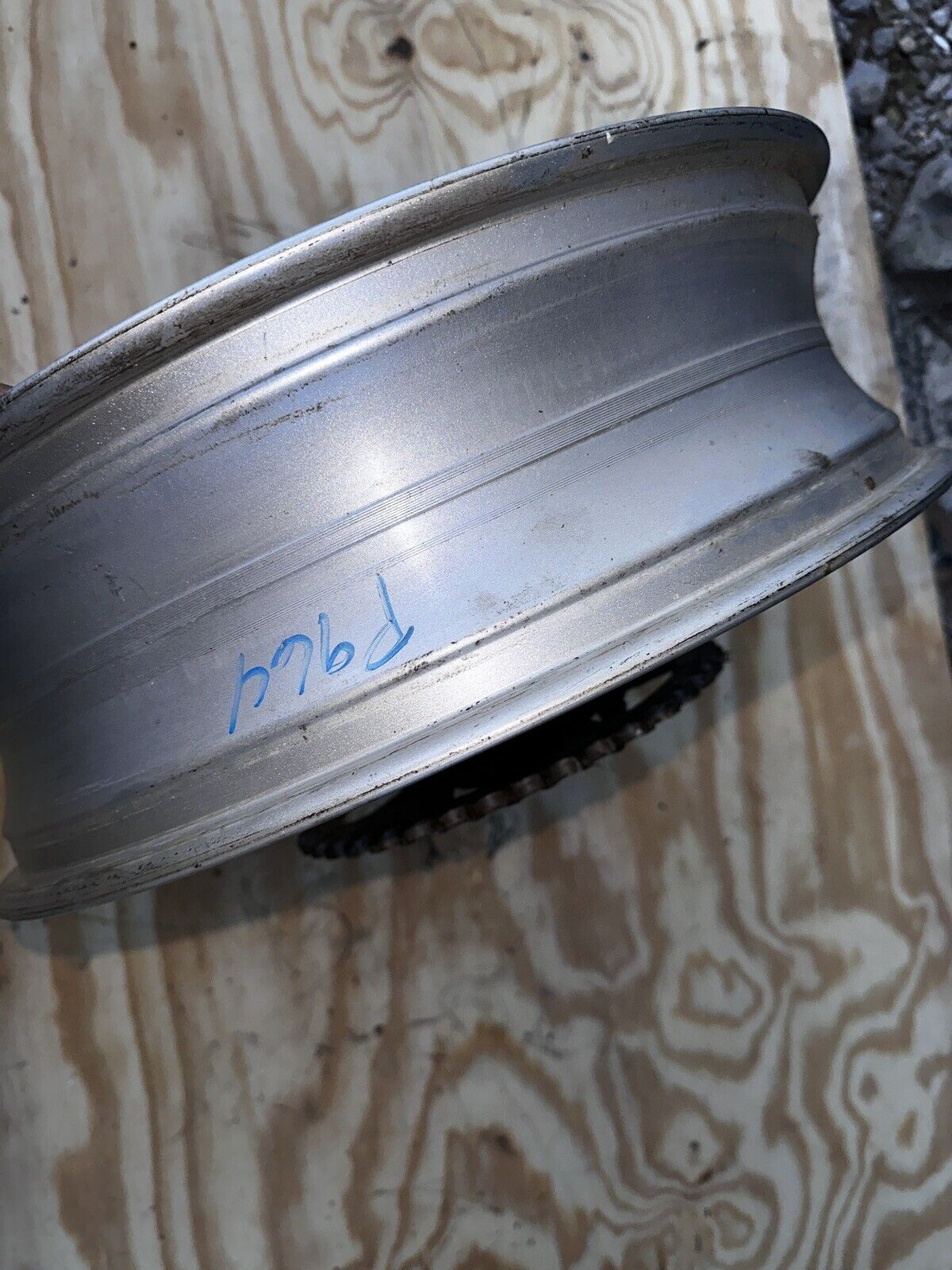 2003 - 2009 SUZUKI SV650 REAR WHEEL RIM 17x4.5