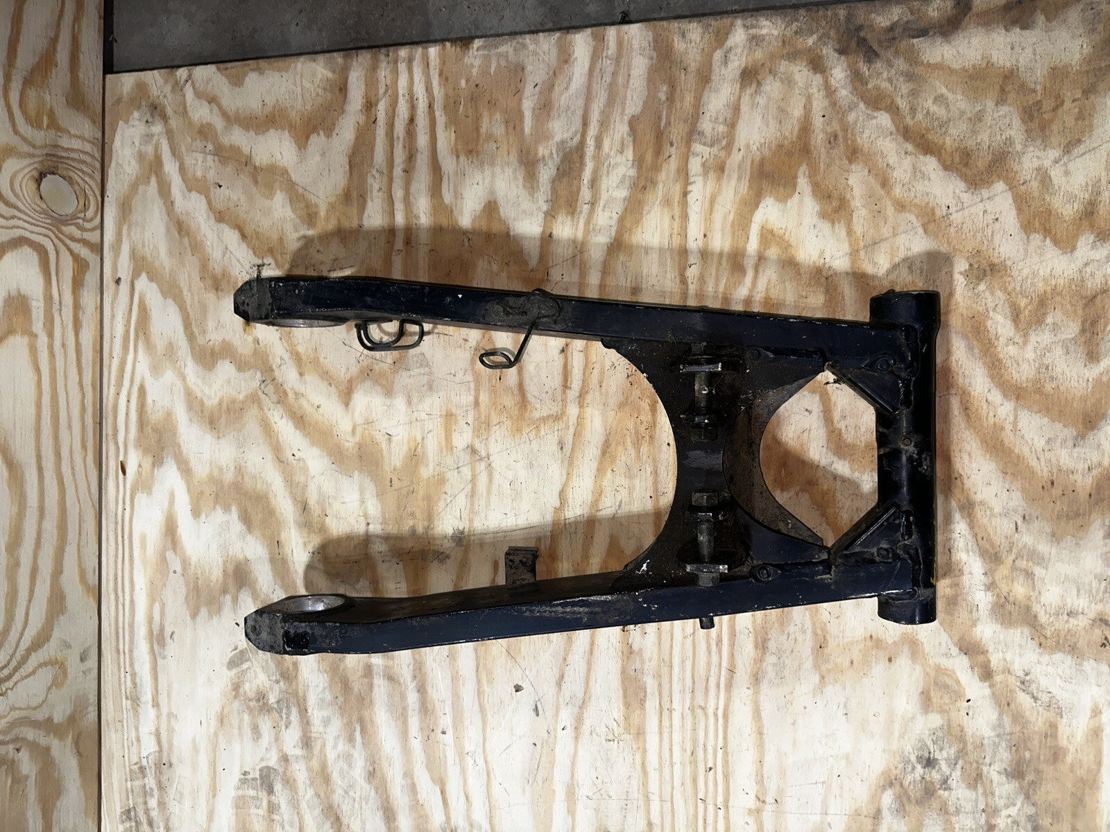 Rear Swingarm Assy. / Complete Back Swing Arm 95-01 ZX11 Ninja ZX-11 ZX1100D