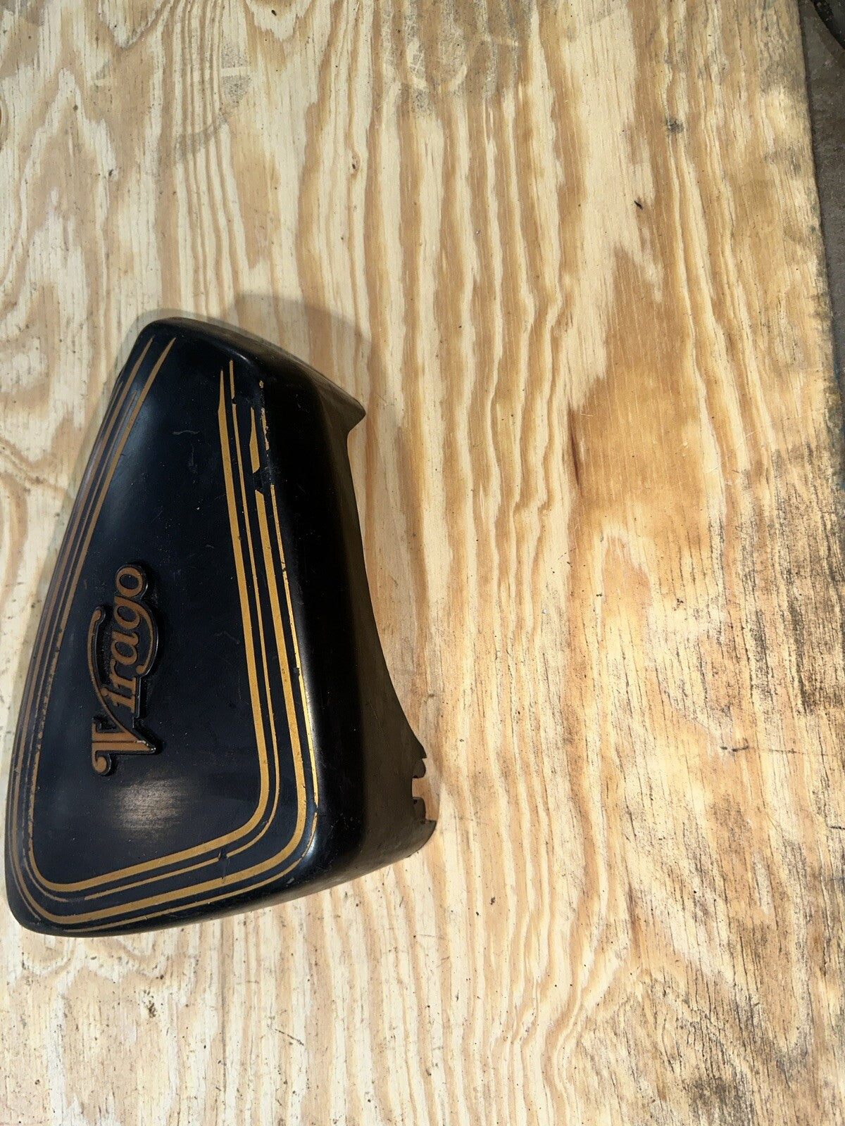 1983 83 Yamaha Virago XV 750 left side cover cowl plastic