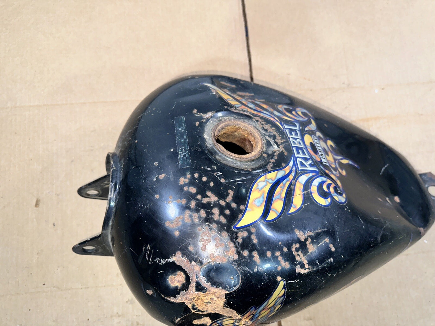 1985-1986 Honda CMX 250 Rebel Gas Fuel Tank 17530-KR3-000ZB