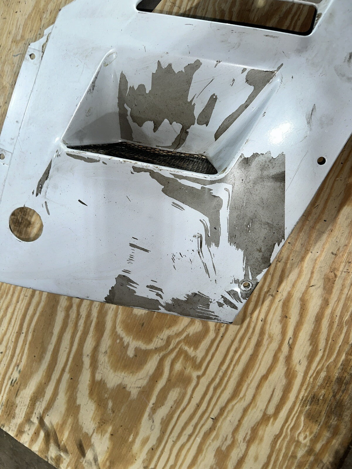 91 92 GSXR1100 LEFT MID SIDE FAIRING COWL PLASTIC OEM