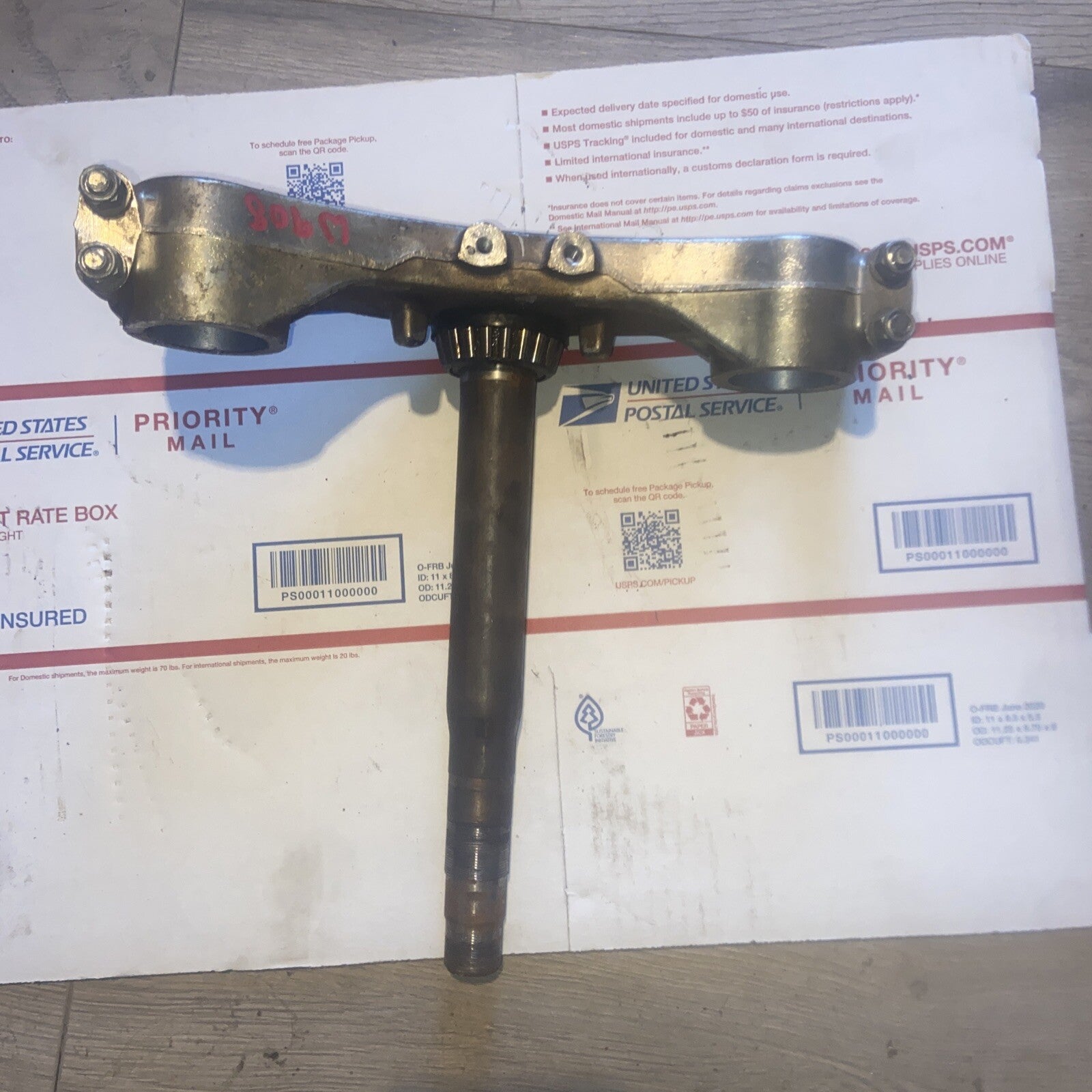 86 Yamaha FJ 1200 Lower Triple Tree Clamp