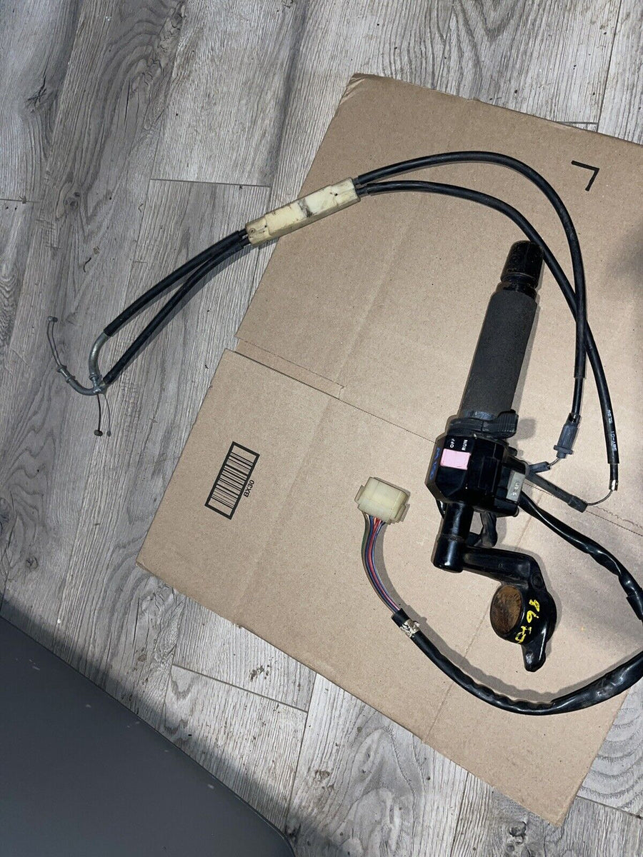 1986 Yamaha FJ1200 FJ 1200 Y752> right side handlebar clip on