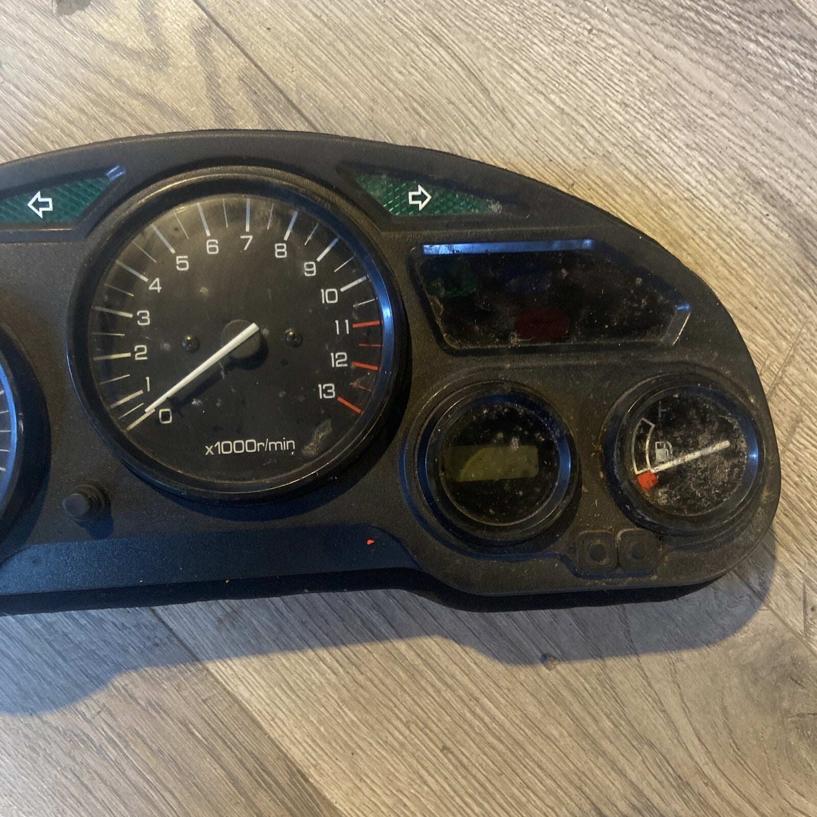 1992 Suzuki Katana GSX 600 F GSX600F Gauges Gauge Cluster Speedometer Tach