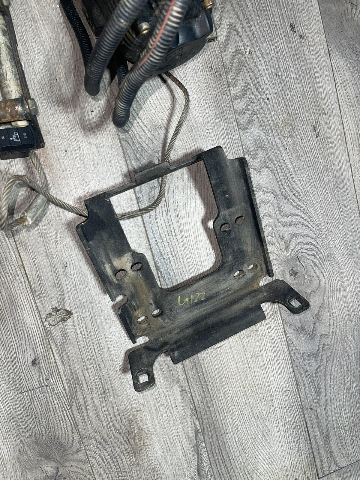 Polaris General 1000 EPS 18 Winch 2204855 Does Not Come With Switch