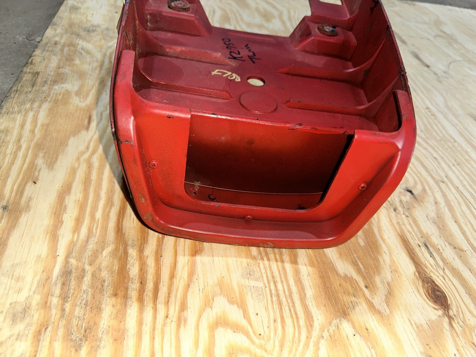 77 KAWASAKI KZ750 KZ 750 TWIN REAR TAIL PIECE FAIRING
