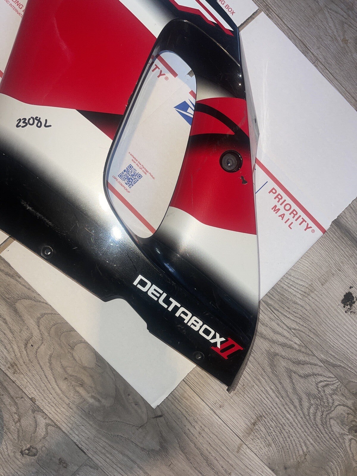 98-01 YAMAHA YZF R1 LEFT MID UPPER SIDE FAIRING COWL PLASTIC