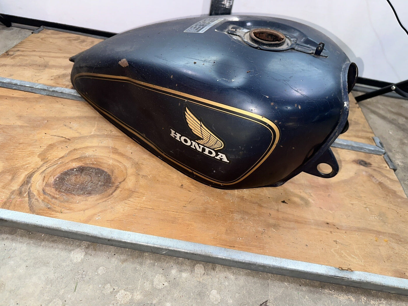 1980 80 Honda CX500 Red Gas Petrol Fuel Tank Reservoir