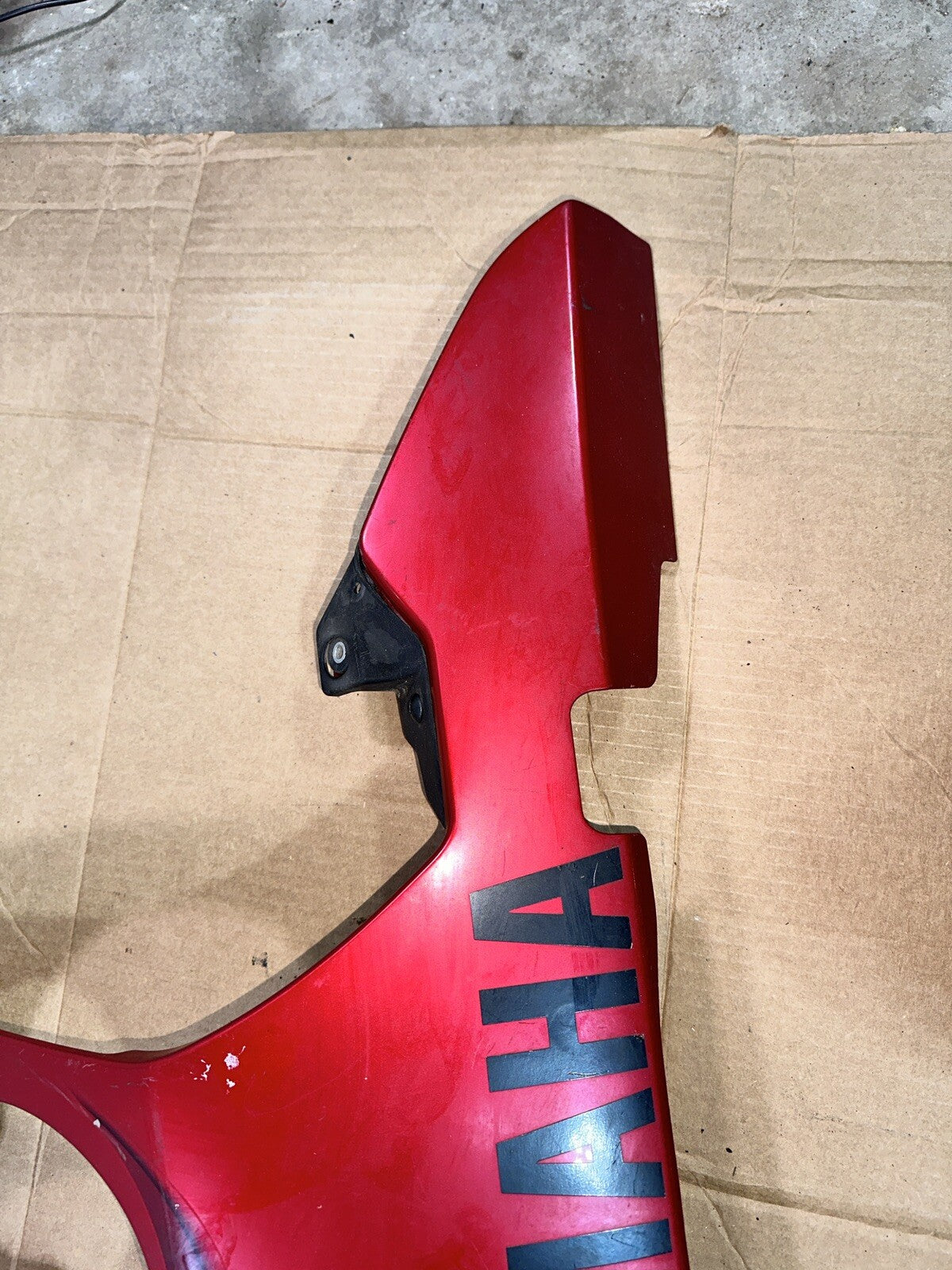 03-05 YAMAHA YZF R6 LEFT LOWER BOTTOM BELLY SIDE FAIRING COWL