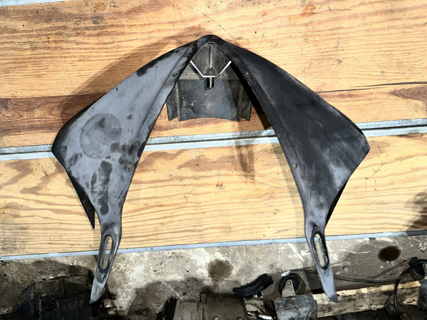 03-09 2003 2009 Yamaha Yzf R6 R6s Front Upper Headlight Nose Fairing Cowl