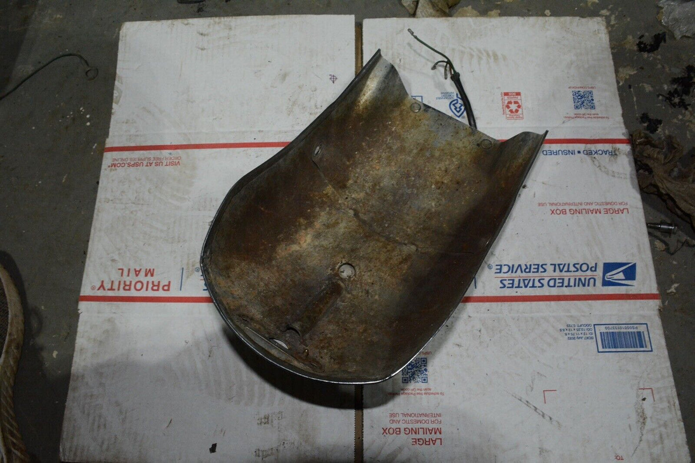 Honda Magna VF750C VF 750 VF750 700 82 83 84 OEM Rear Fender Guard Taillight