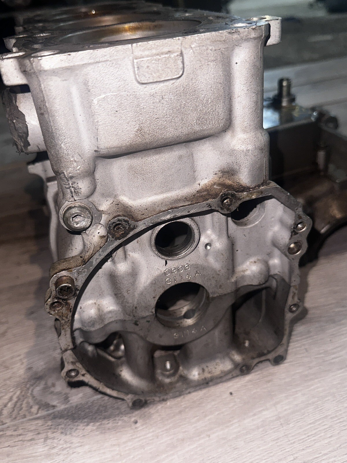 01 02 03 GSXR 750 ENGINE MOTOR CRANK CASE BLOCK UPPER LOWER CASINGS CYLINDERS