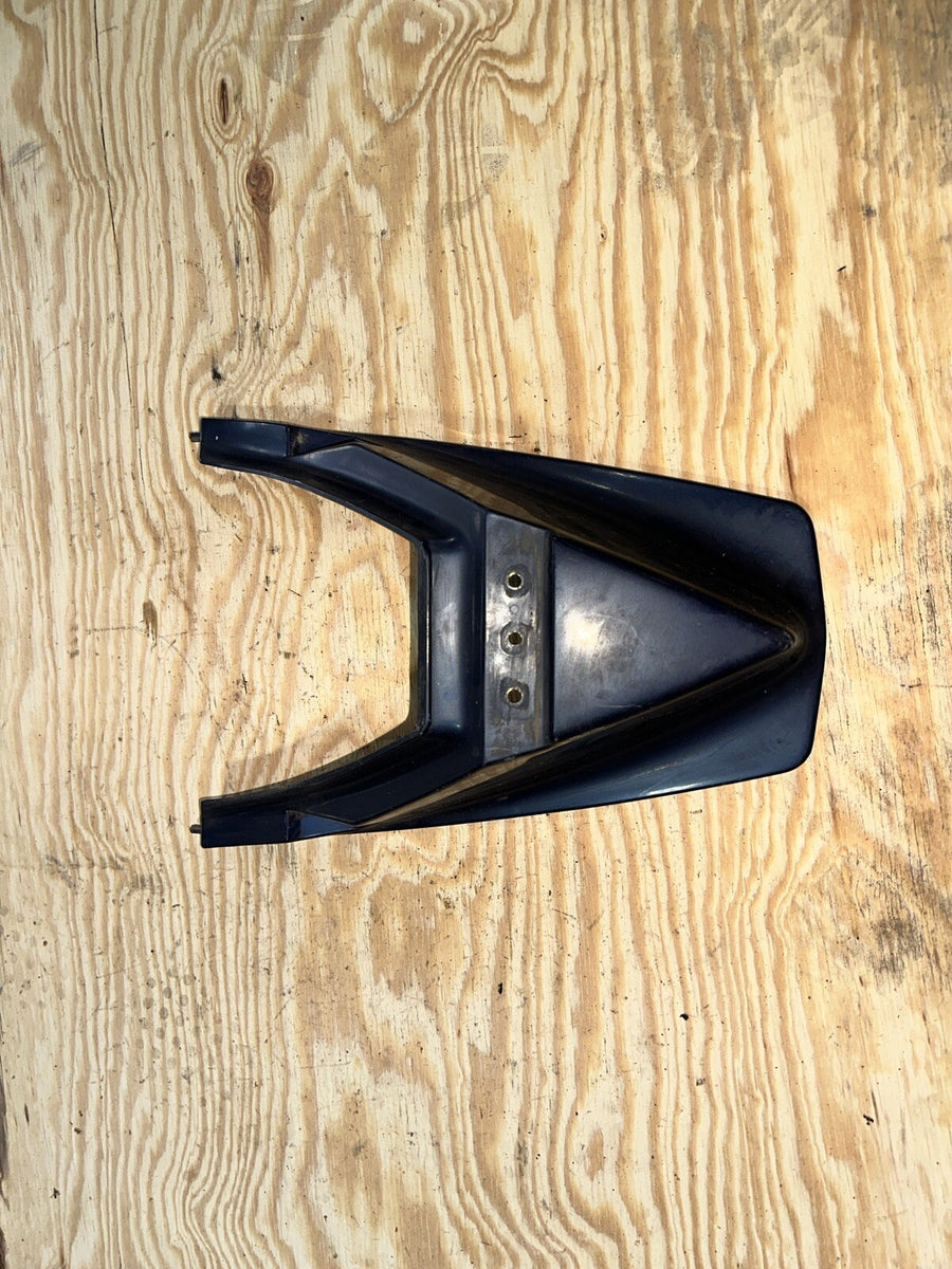 '82 83 XS400R SECA XS 400 REAR TAIL FAIRING COWL PLASTIC COMPARTMENT 1982 YAMAHA