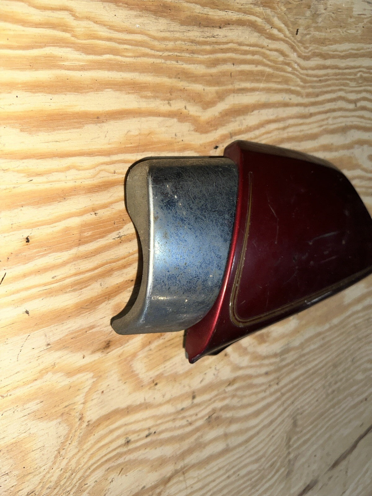 Suzuki GS550 T Right Side Cover Fairing Cowl   GS 550